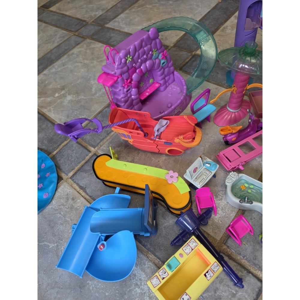 Huge Lot Of Polly Pocket  Clothes Shoes Accessories! Over‎ 150 Peaces!!! - Picture 7 of 11